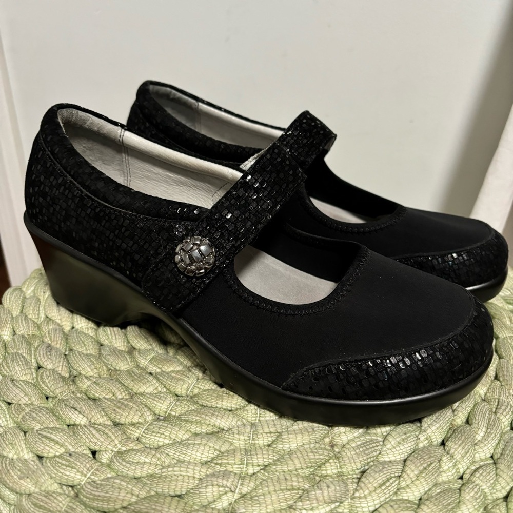 Alegria Black Mary Jane Comfort Wedges